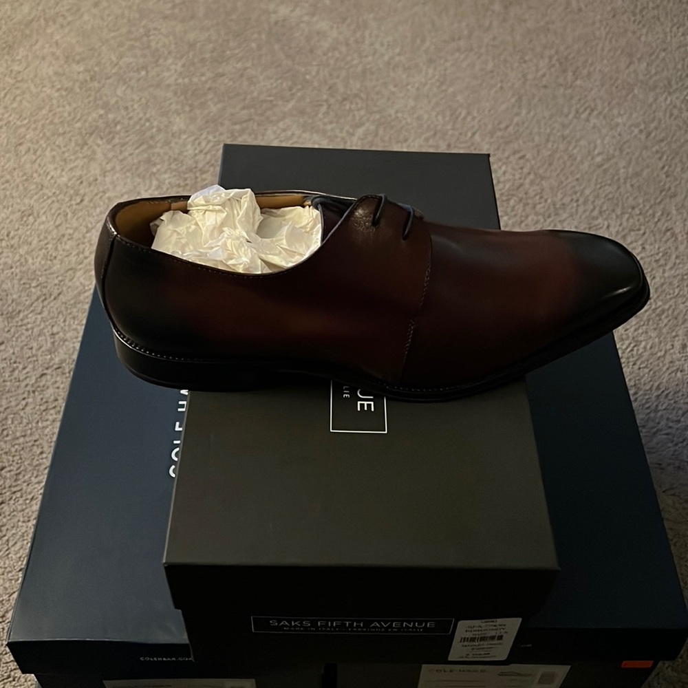 Mens dress shoes